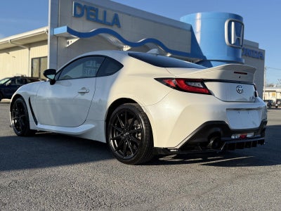 2024 Toyota GR86 Premium