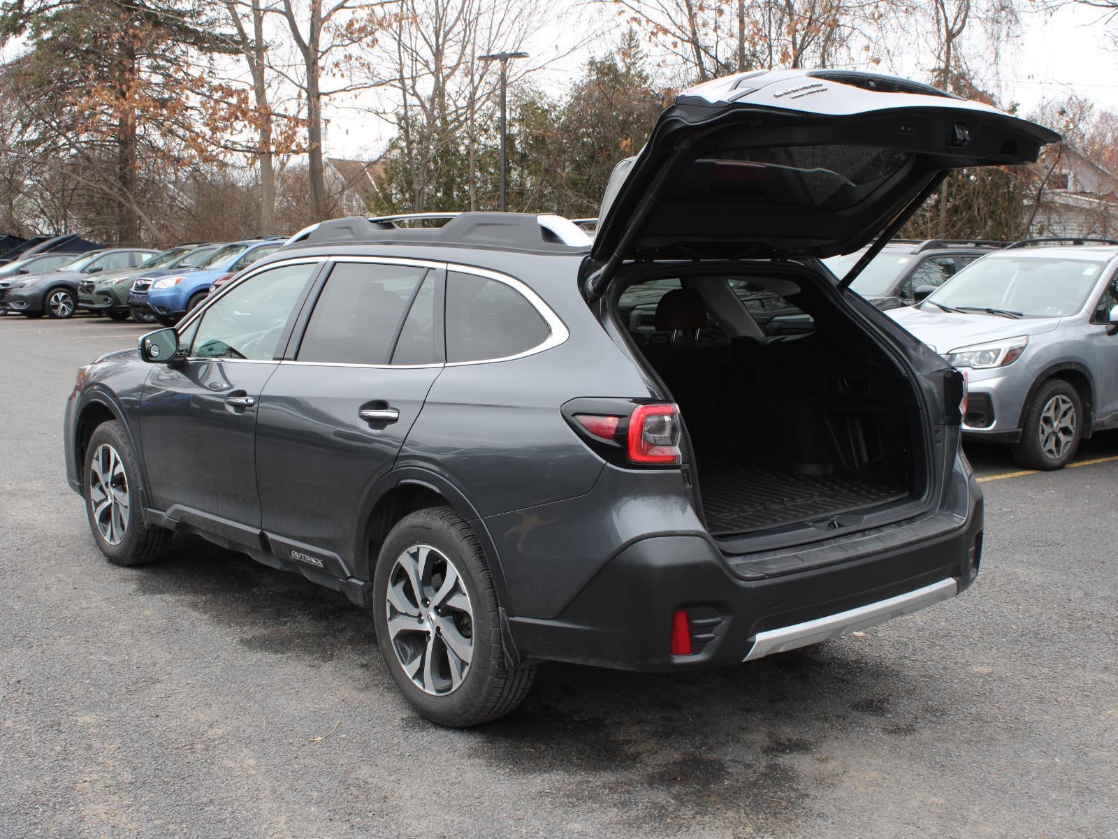 2020 Subaru Outback Touring