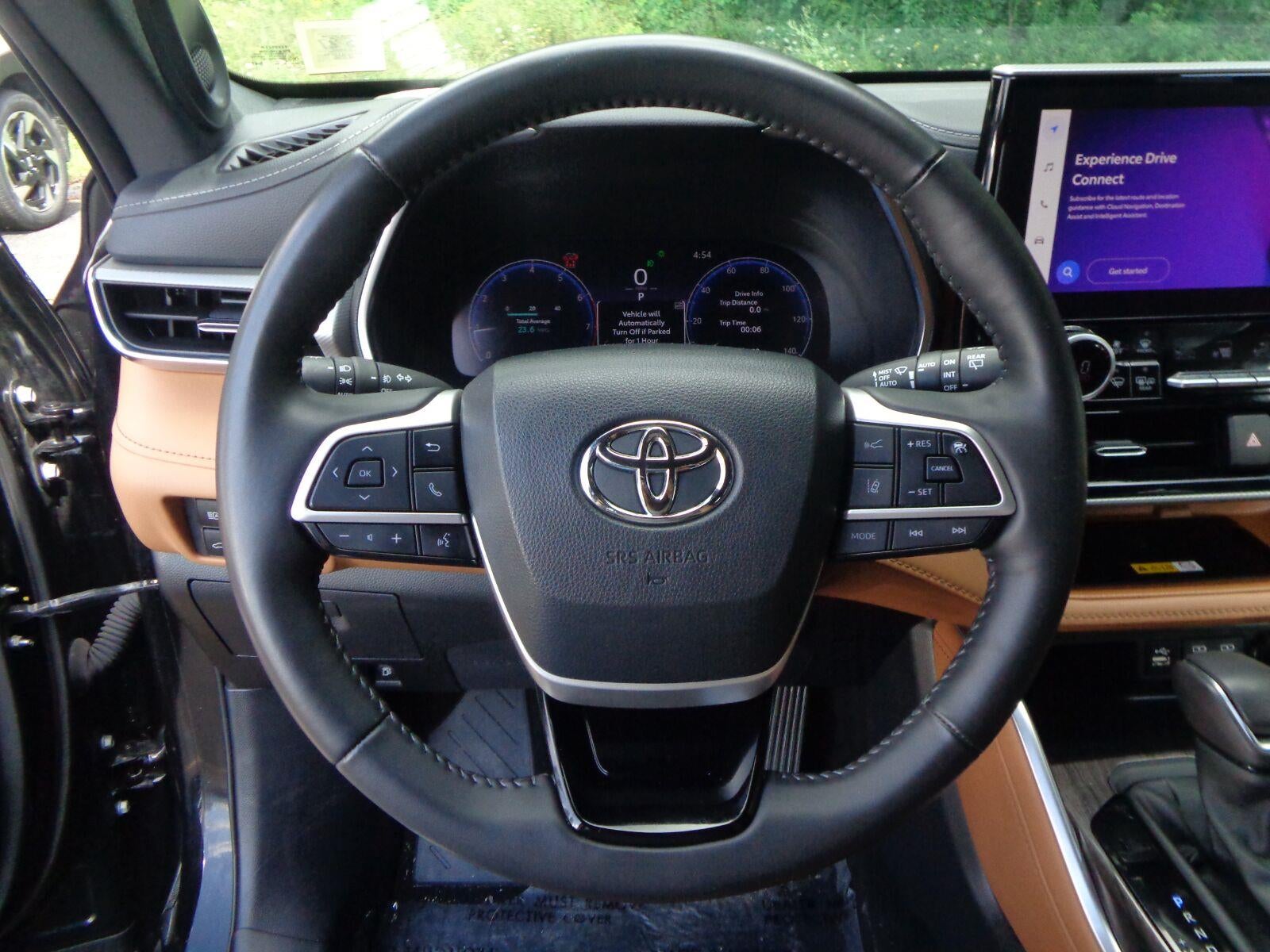 2024 Toyota Highlander Platinum