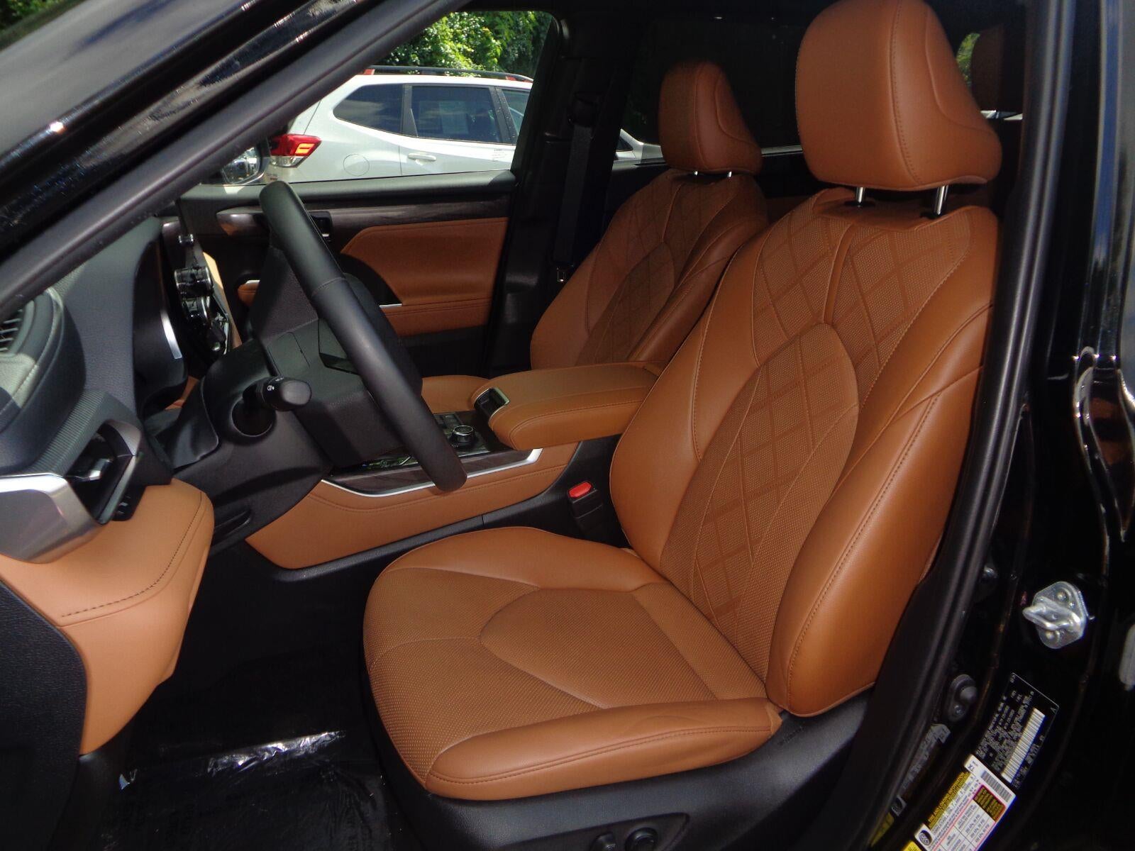 2024 Toyota Highlander Platinum