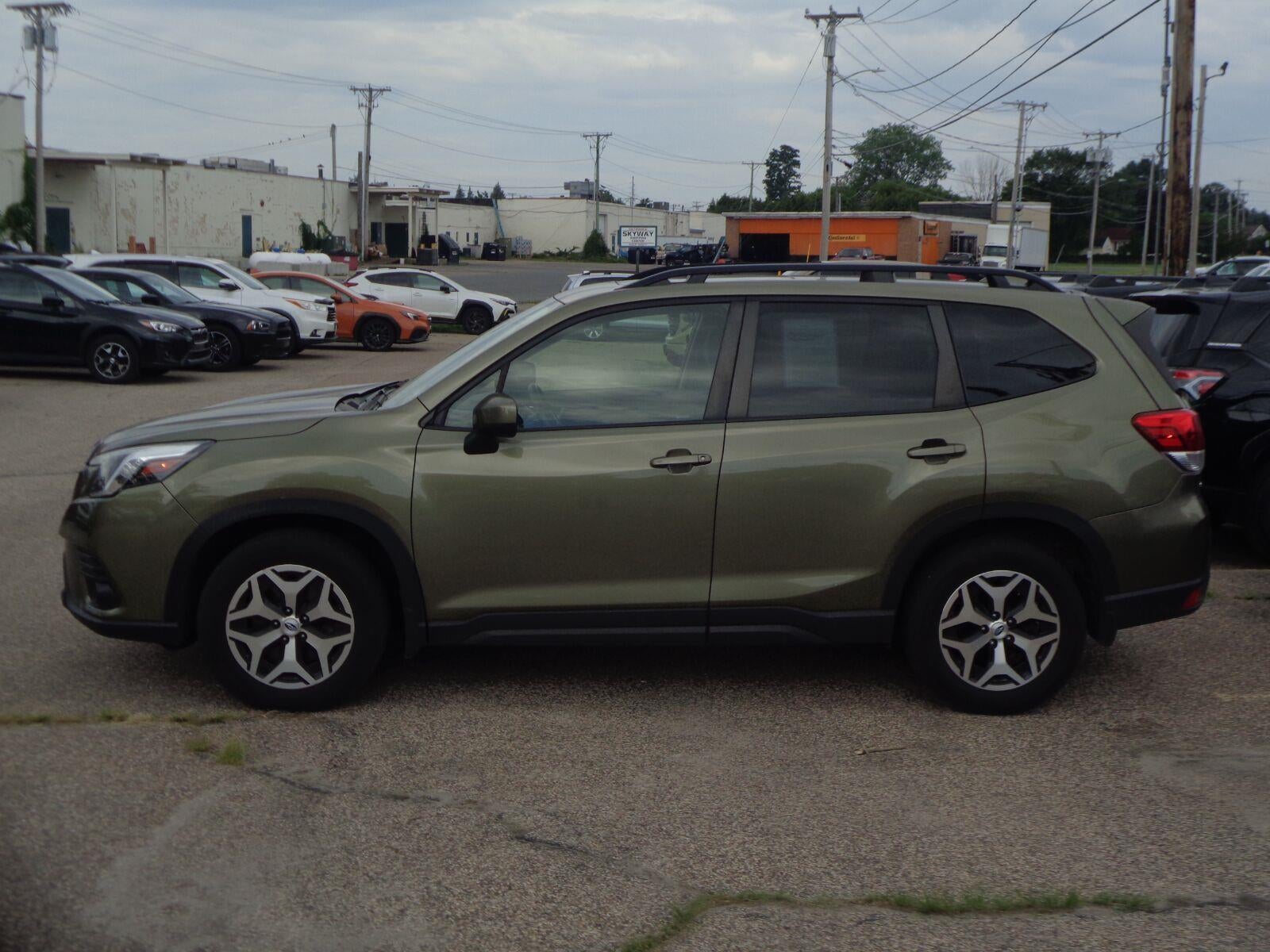 2022 Subaru Forester Premium