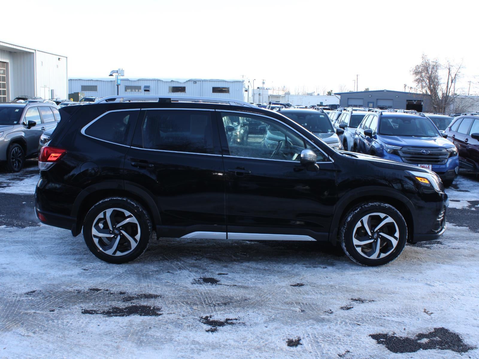 2023 Subaru Forester Touring