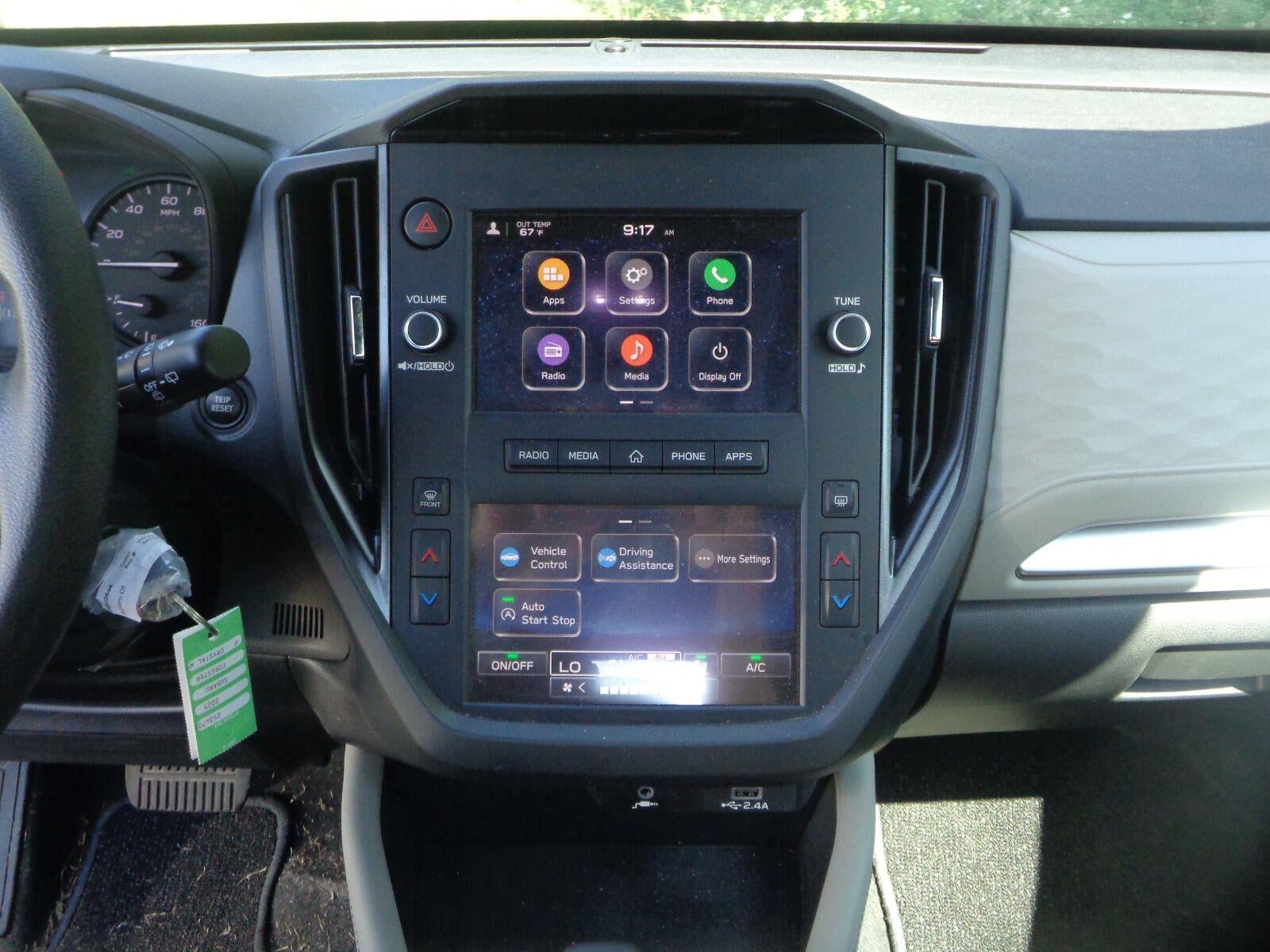 2025 Subaru Forester Base