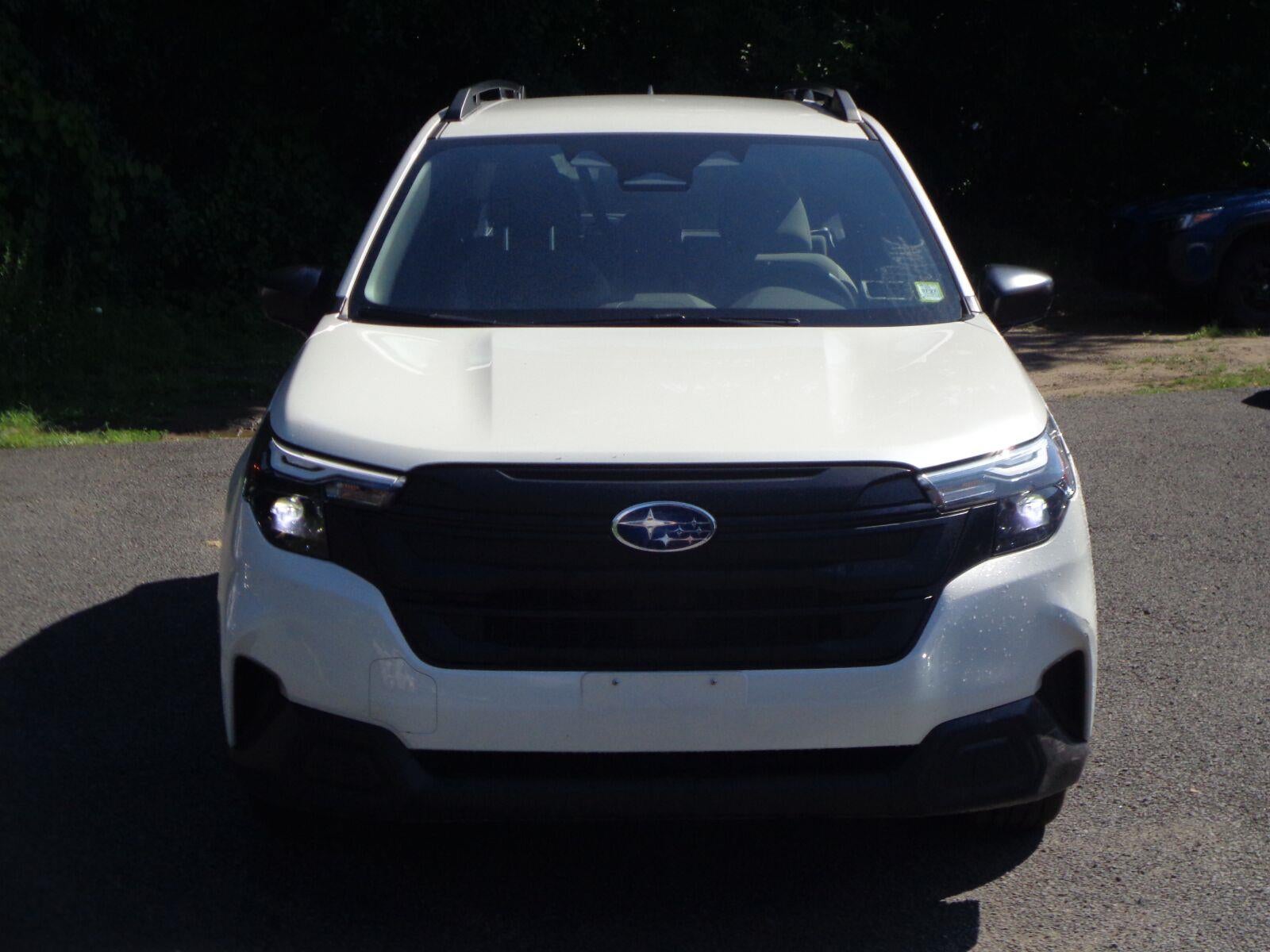 2025 Subaru Forester Base