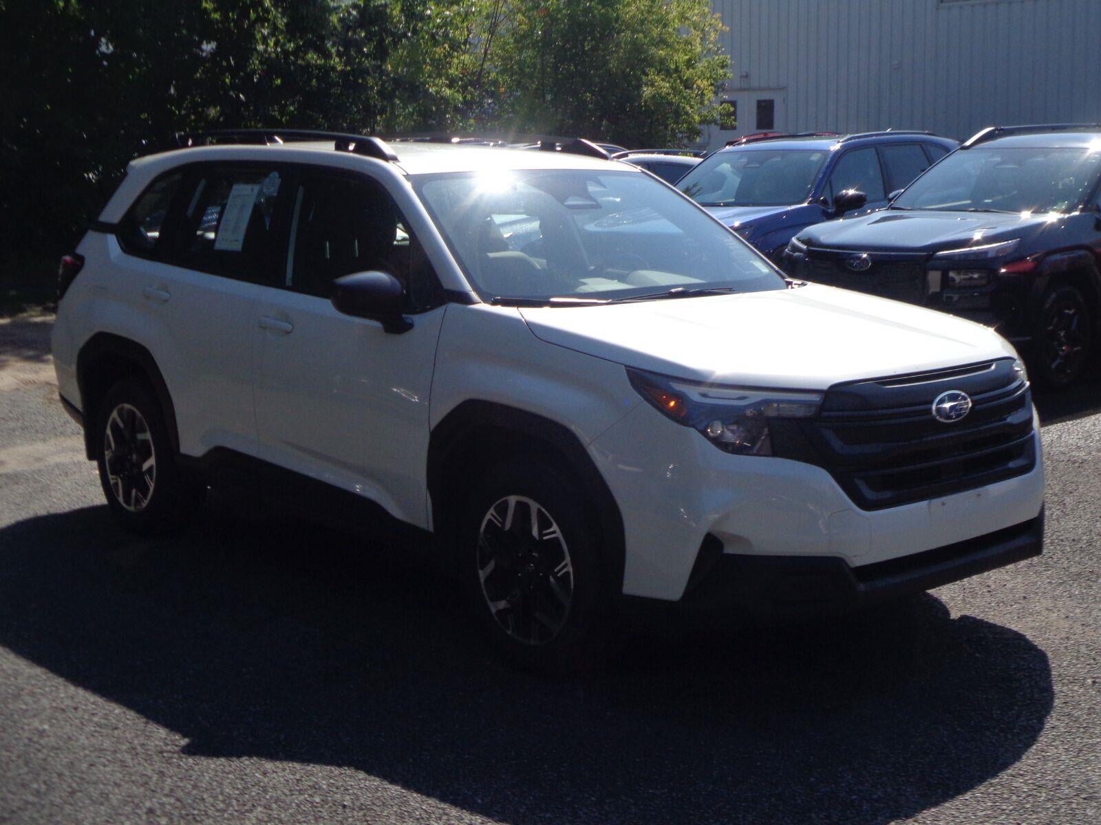 2025 Subaru Forester Base