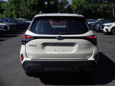 2025 Subaru Forester Base