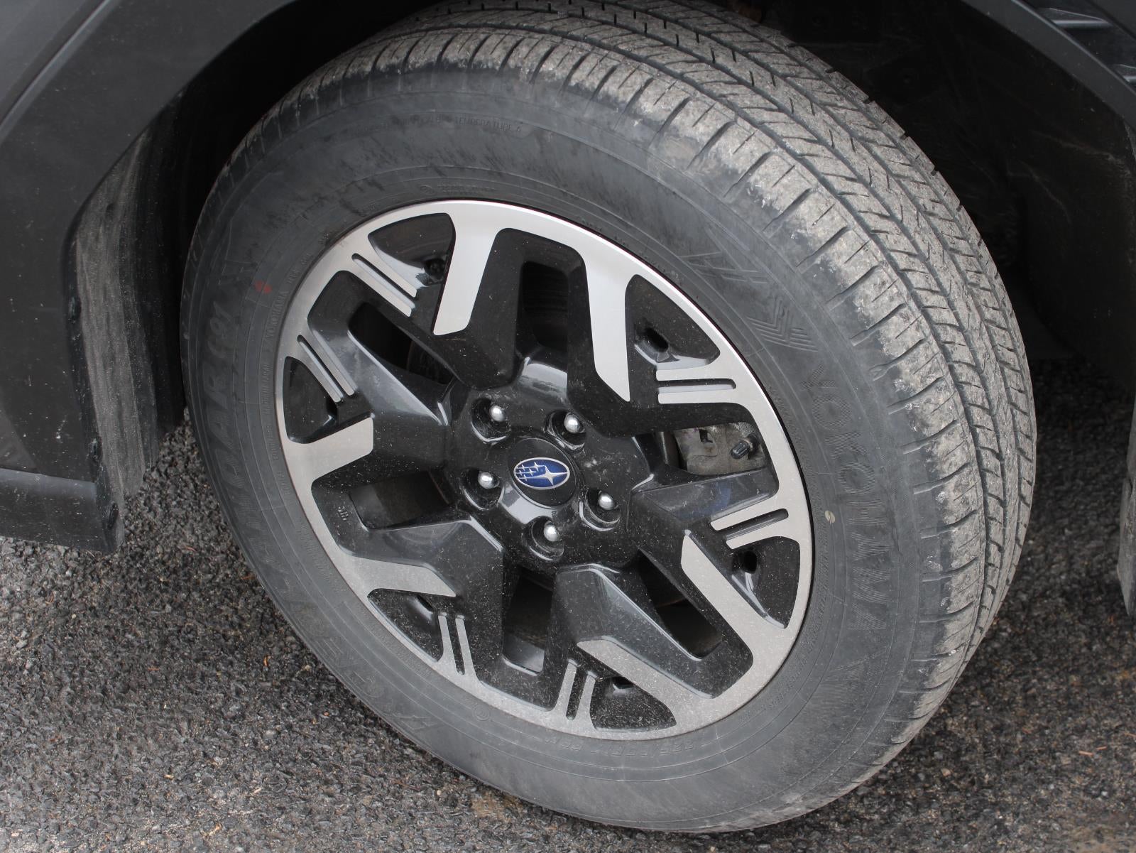 2025 Subaru Forester Base