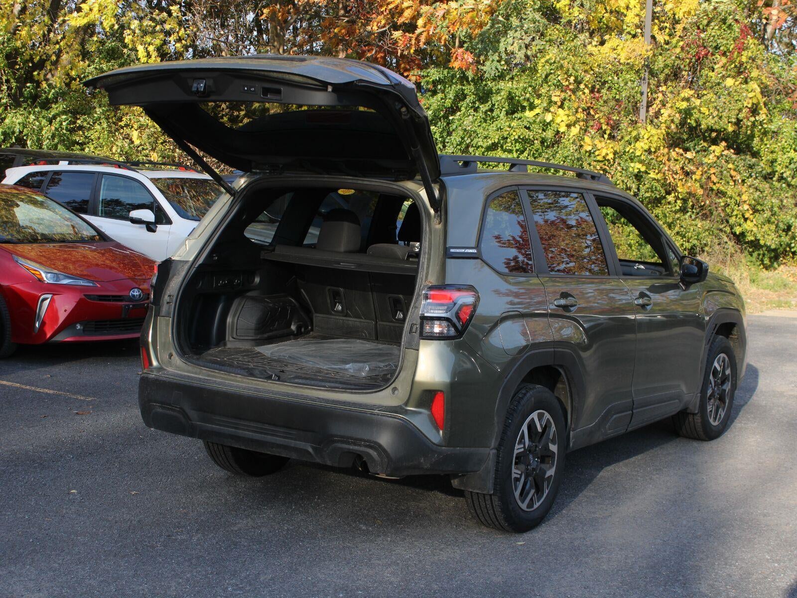 2025 Subaru Forester Premium
