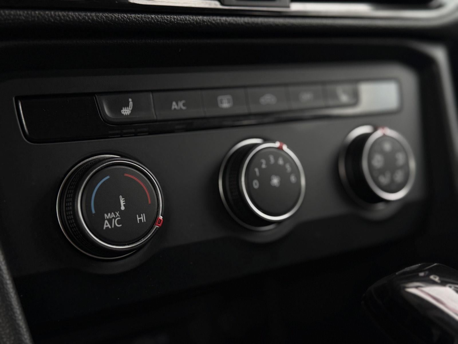 2022 Volkswagen Taos S