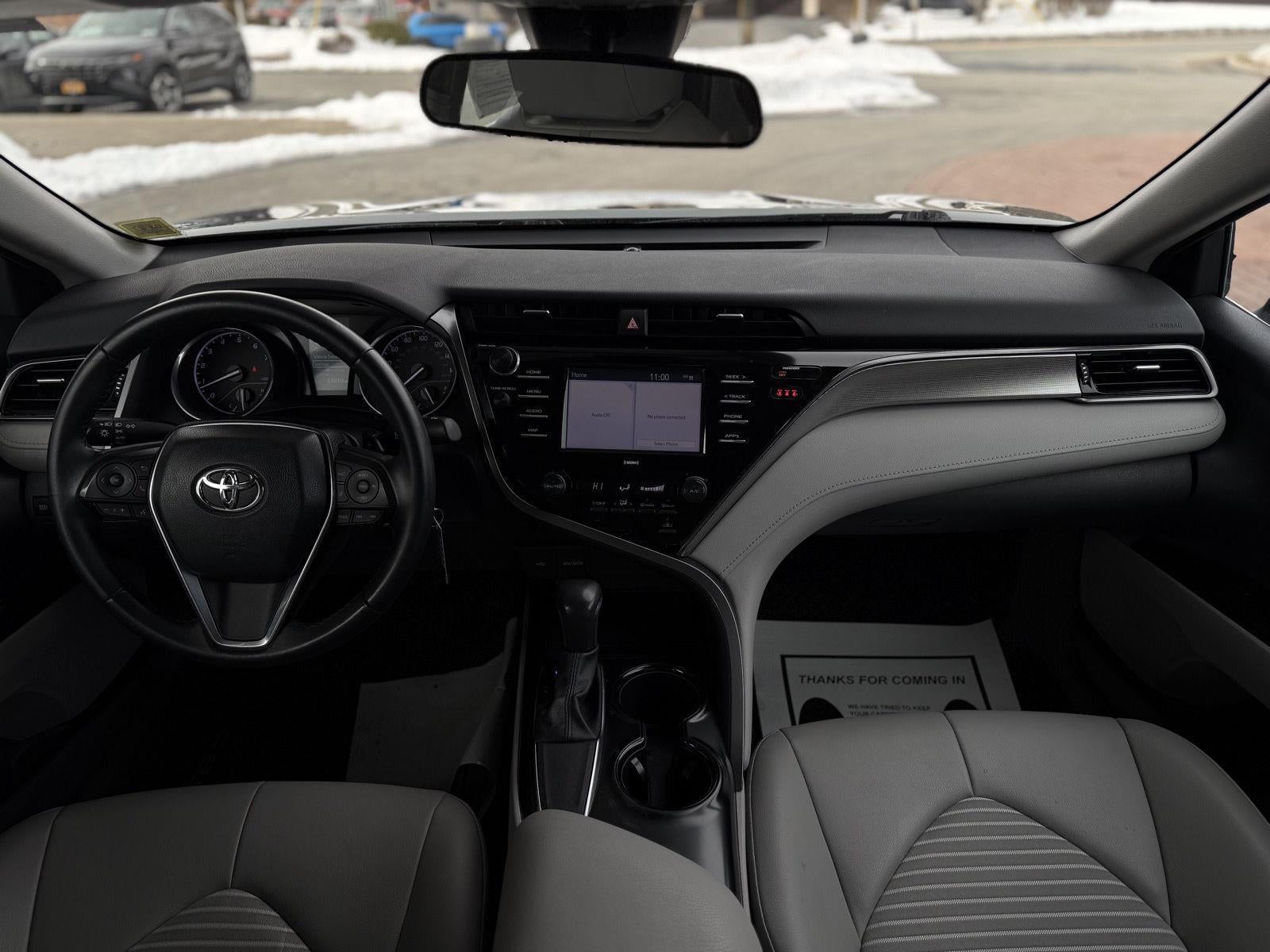 2020 Toyota Camry SE