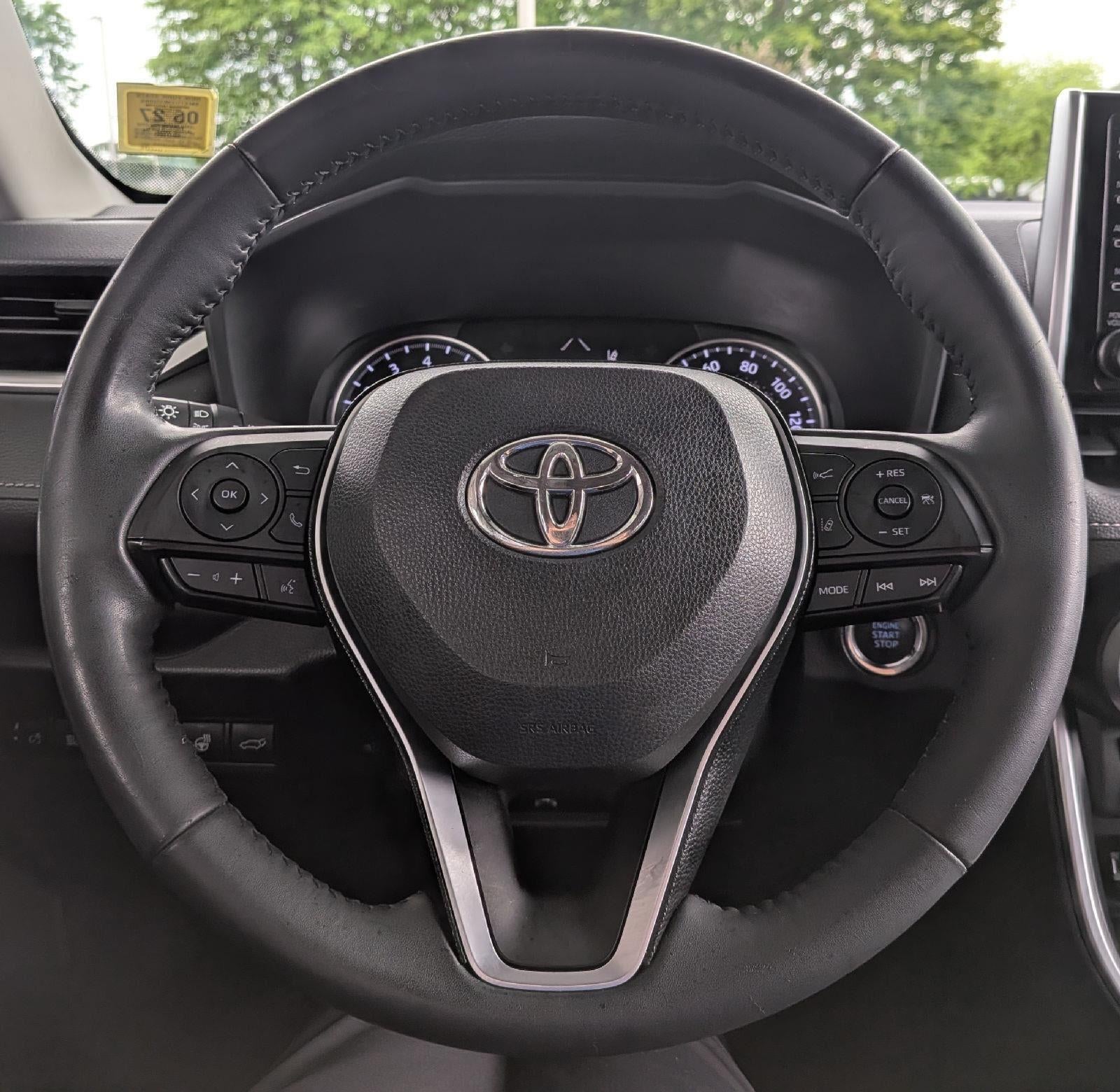 2020 Toyota RAV4 XLE