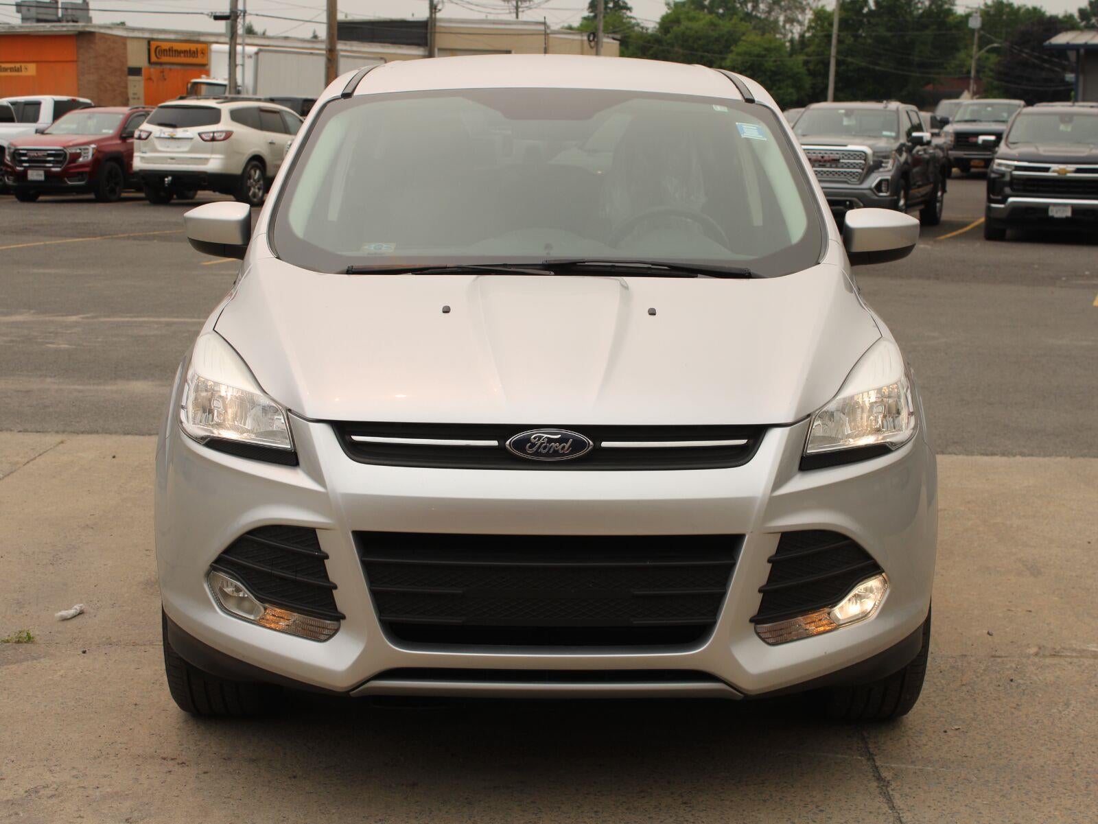 Used 2015 Ford Escape SE with VIN 1FMCU9GXXFUC18730 for sale in Plattsburgh, NY
