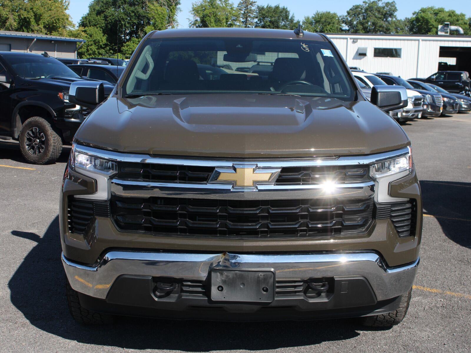 2023 Chevrolet Silverado 1500 LT (2FL)