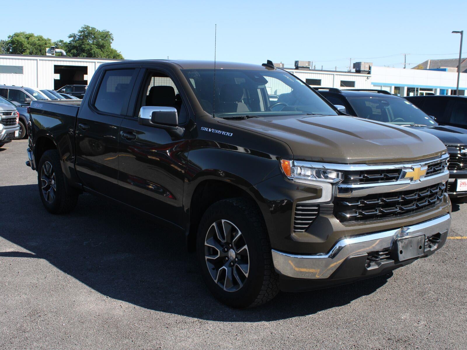 2023 Chevrolet Silverado 1500 LT (2FL)
