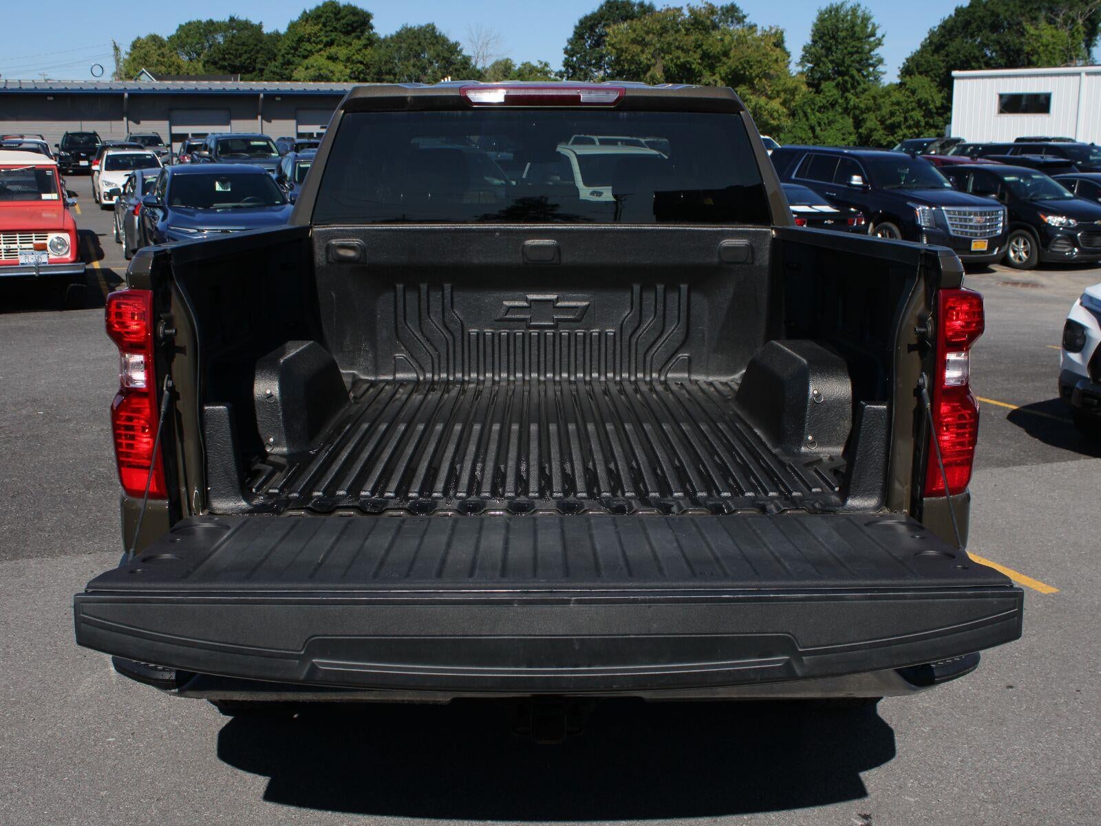 2023 Chevrolet Silverado 1500 LT (2FL)