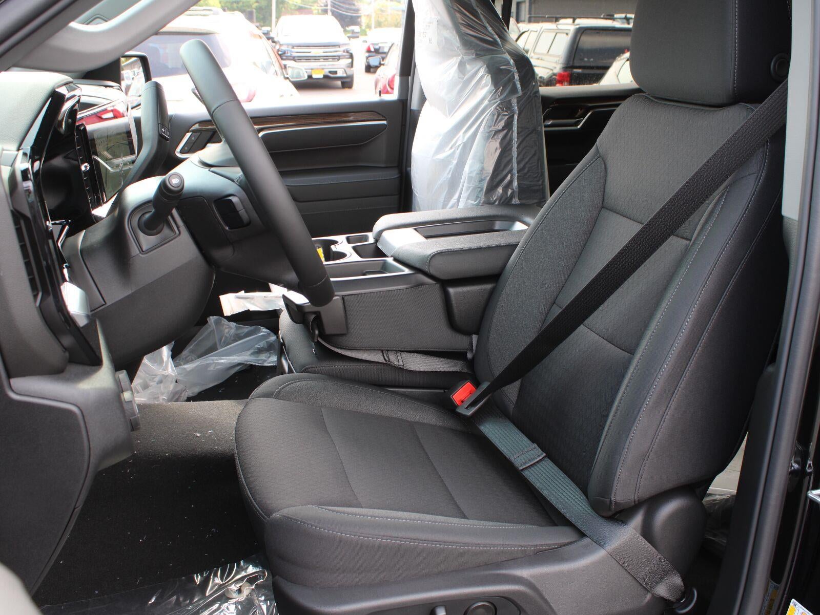 2026 Chevrolet Silverado 1500 LT - Photo 15
