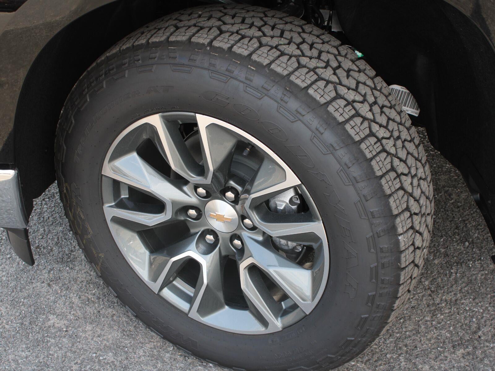 2026 Chevrolet Silverado 1500 LT - Photo 17