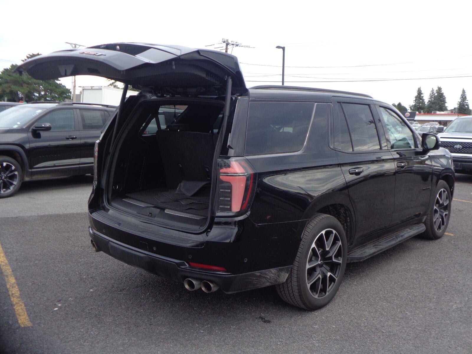 2025 Chevrolet Tahoe RST