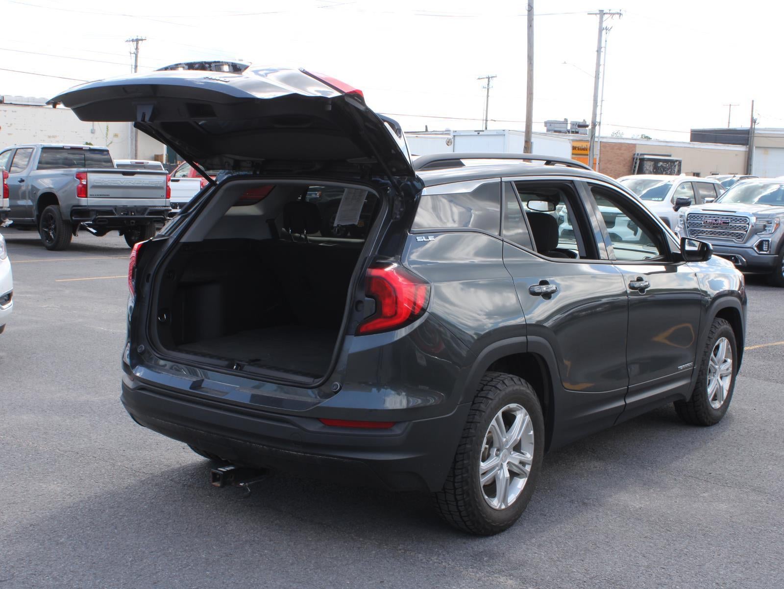 2020 GMC Terrain SLE