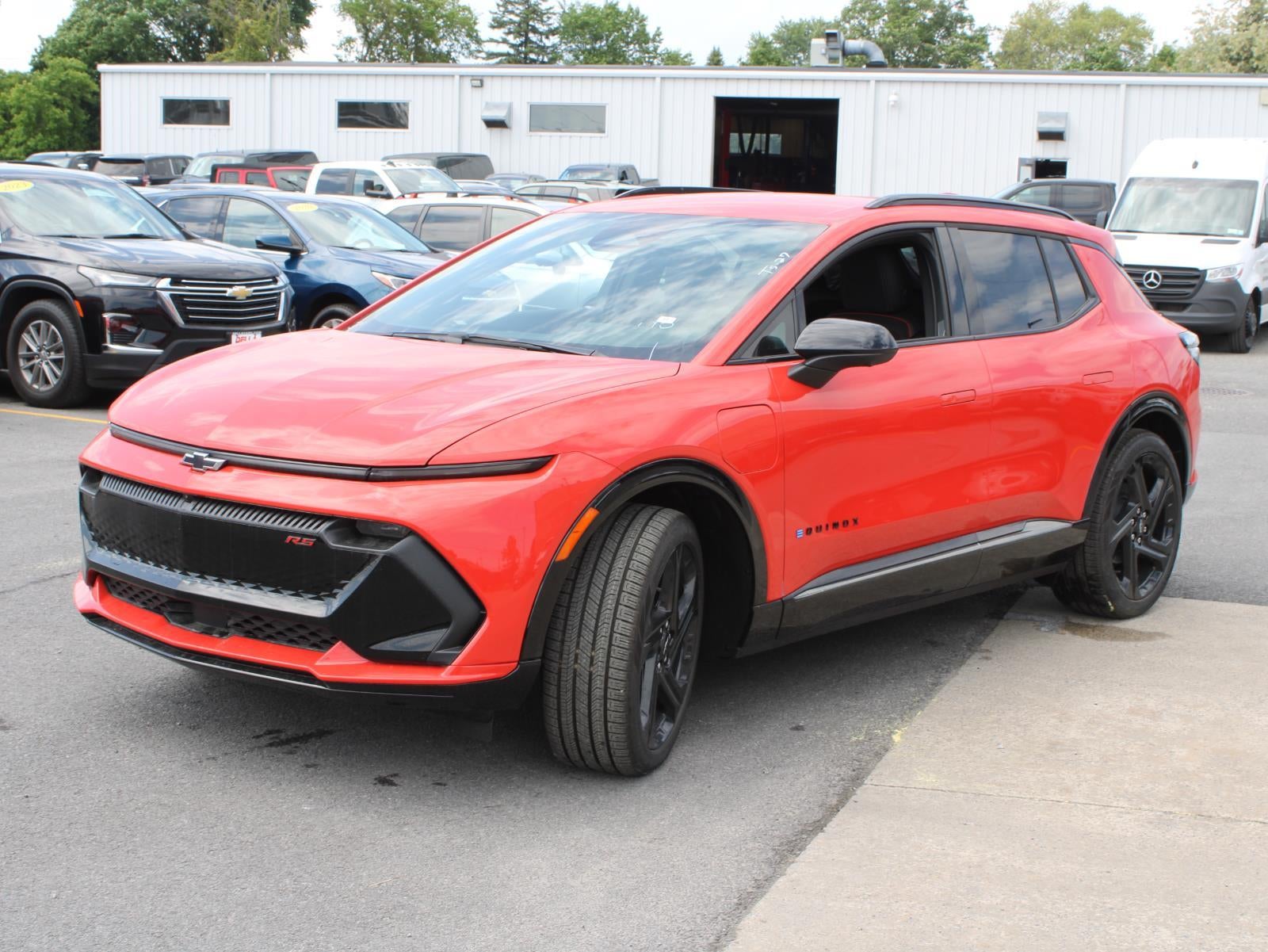 2025 Chevrolet Equinox EV RS