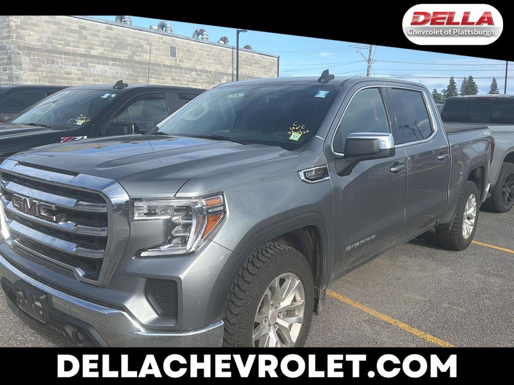 2022 GMC Sierra 4WD Crew Cab Short Box SLE's photo