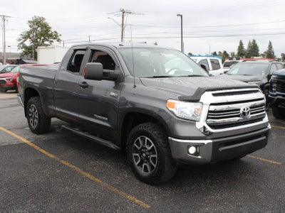 2017 Toyota Tundra SR5 5.7L V8