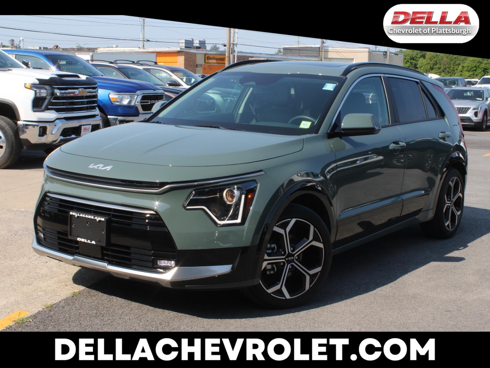 2025 Kia Niro EX Touring HEV's photo